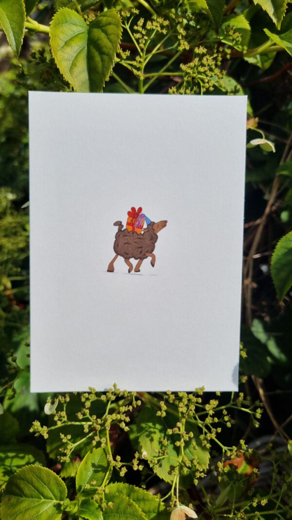 Schaap met cadeautje - Image 2